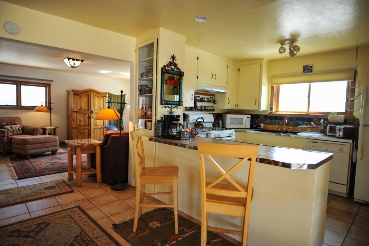 Heart And Wings Retreat Center Apartment ซิลเวอร์ซิตี้ ภายนอก รูปภาพ