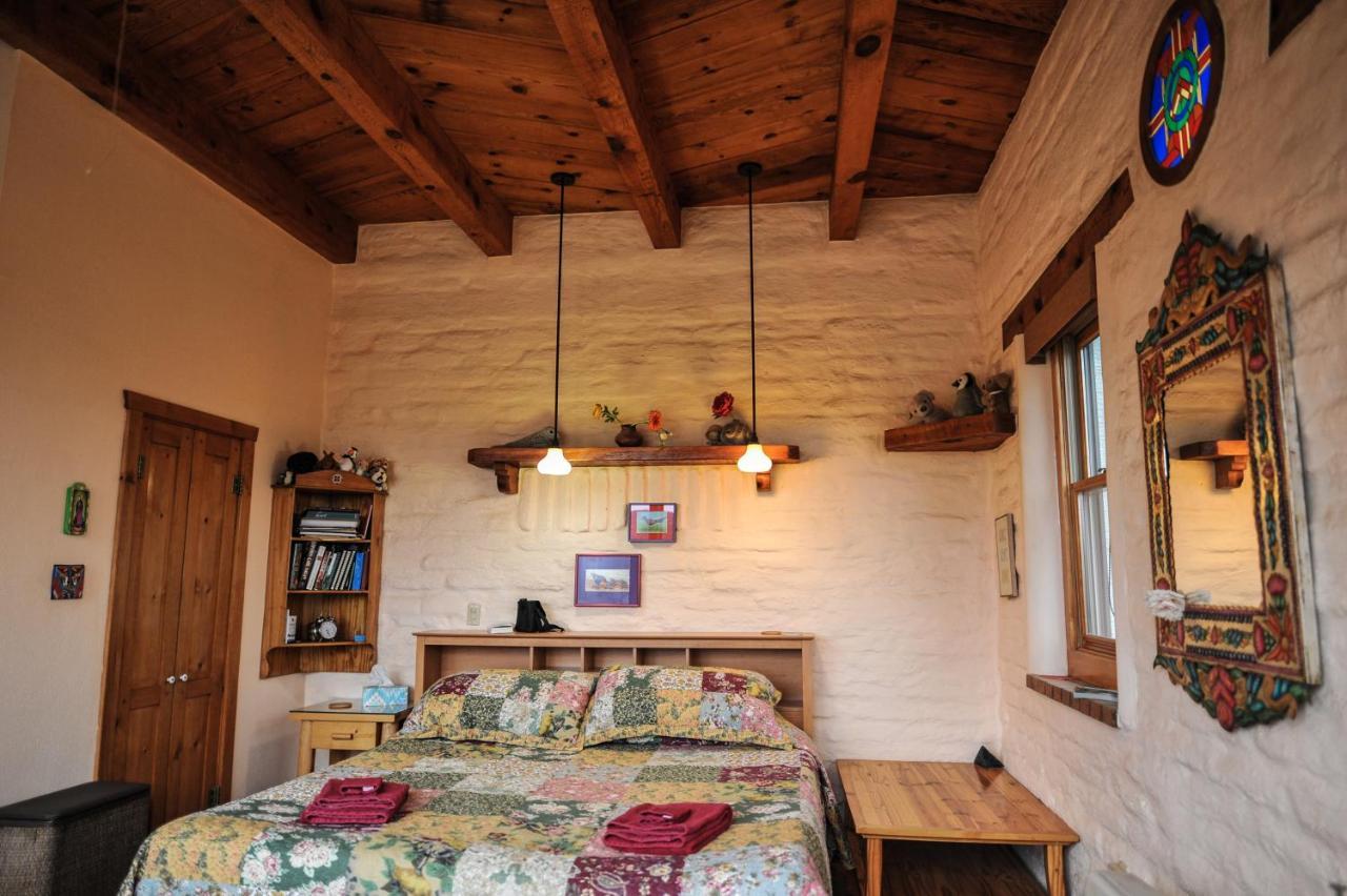 Heart And Wings Retreat Center Apartment ซิลเวอร์ซิตี้ ภายนอก รูปภาพ