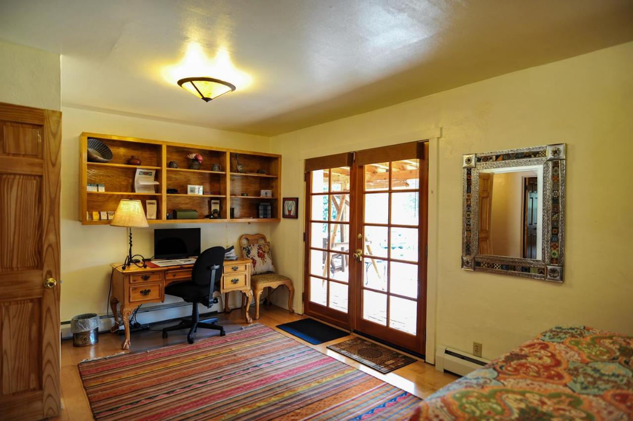 Heart And Wings Retreat Center Apartment ซิลเวอร์ซิตี้ ภายนอก รูปภาพ